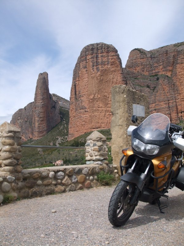 27th April - Riglos 5.jpg