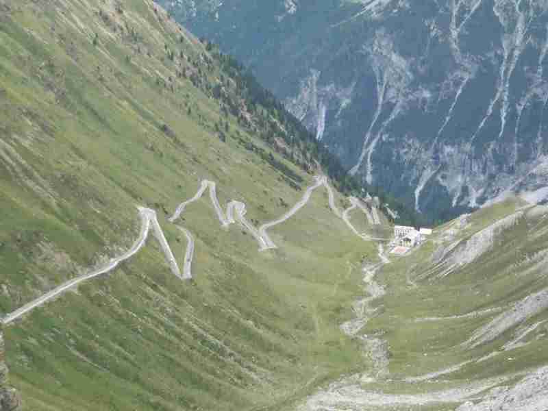 Stelvio__austrian_side_1_WEB.jpg