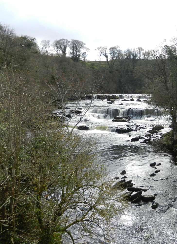 AysgarthFalls.jpg