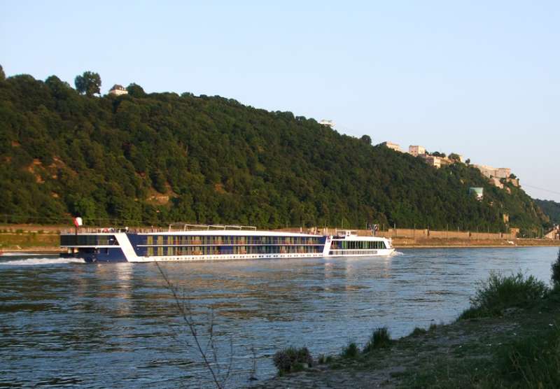 090713BigBoat.jpg