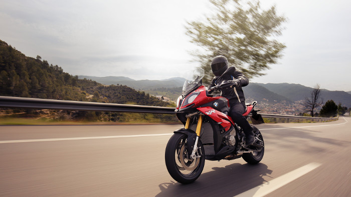BMW S1000XR