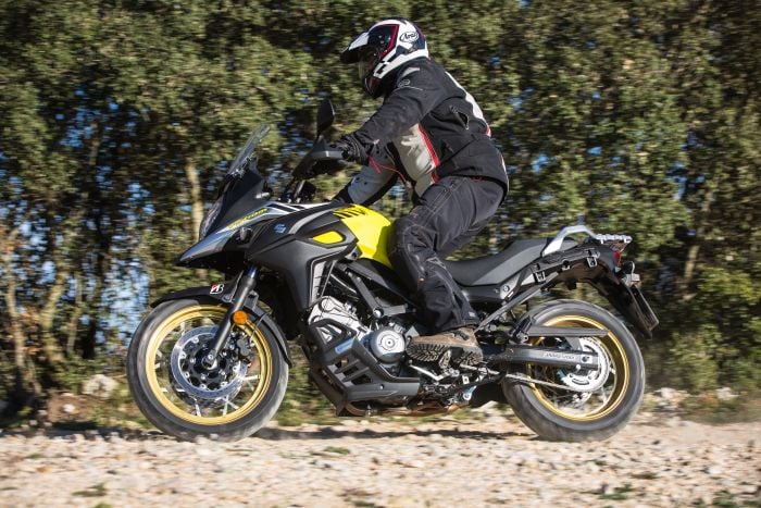 Suzuki-V-Strom-650-2017-pic 5