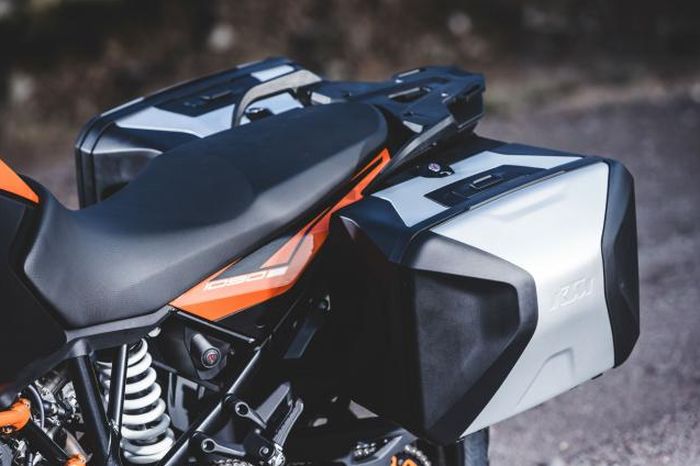 1090 adventure s discount