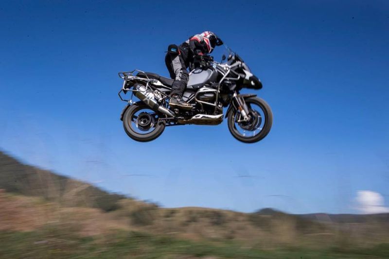 Jumping a BMW GS