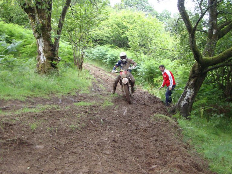 How to ride adverse cambers