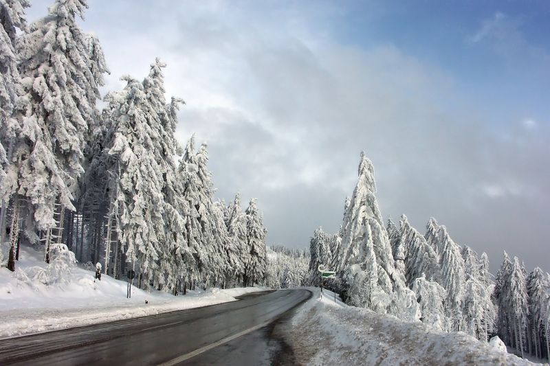 Winter road