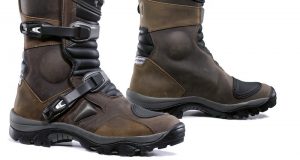 Forma Adventure Boots