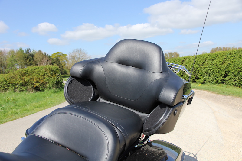 Harley Davidson Ultra Ltd seat