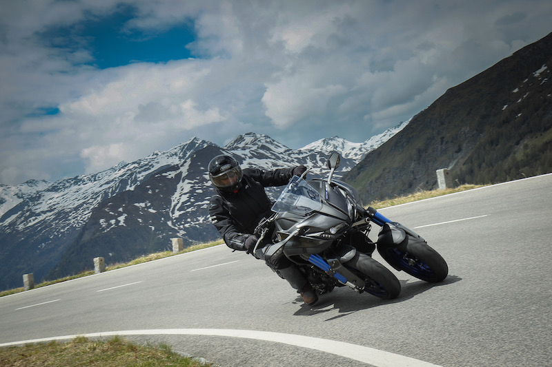 Riding the Yamaha Niken on mountain roads