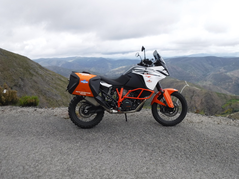 KTM-1090-Adventure-R