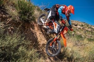 KTM 690 SMC R and 690 Enduro R models make return