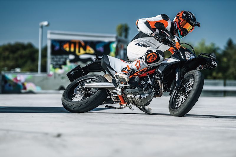 KTM-690-SMC-R