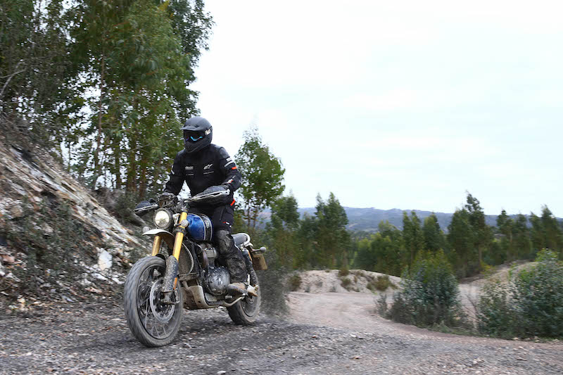 Triumph Scrambler 1200 off-road