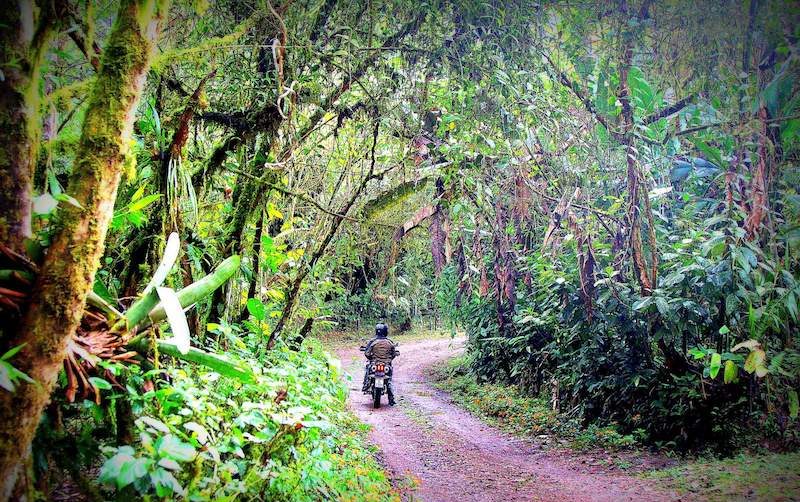 Motorcycle tour of Ecuador
