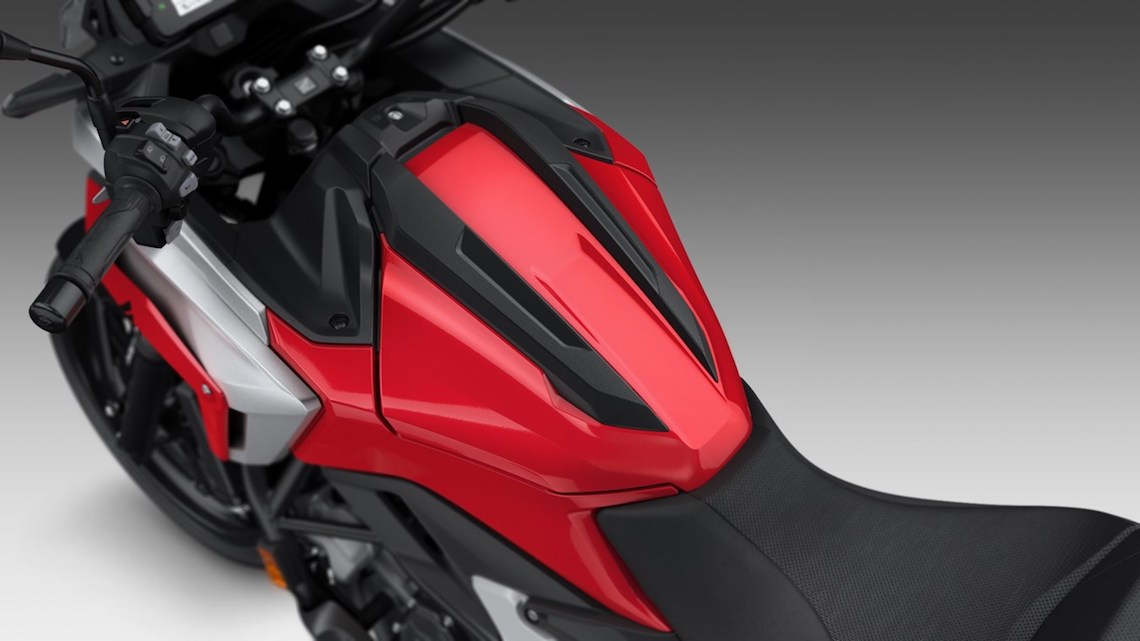 Honda NC750X tank