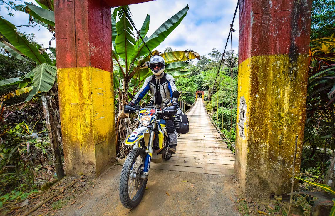 ecuador motorcycle tour