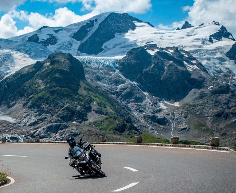MOUNTAIN PARADISE