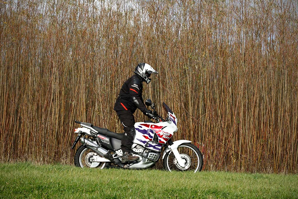 Rápido Patria Nabo Classic adventure bike review: Honda XRV750 Africa Twin - Adventure Bike  Rider