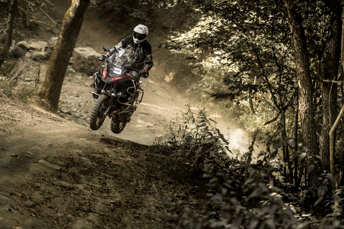 2018_BSEU_Adventurecross_AX41_Action-19