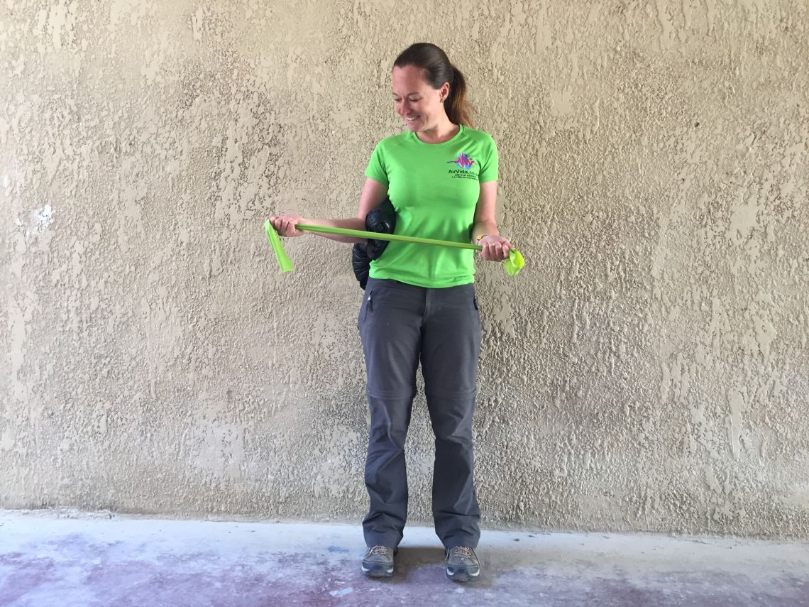 External-rotation-with-theraband