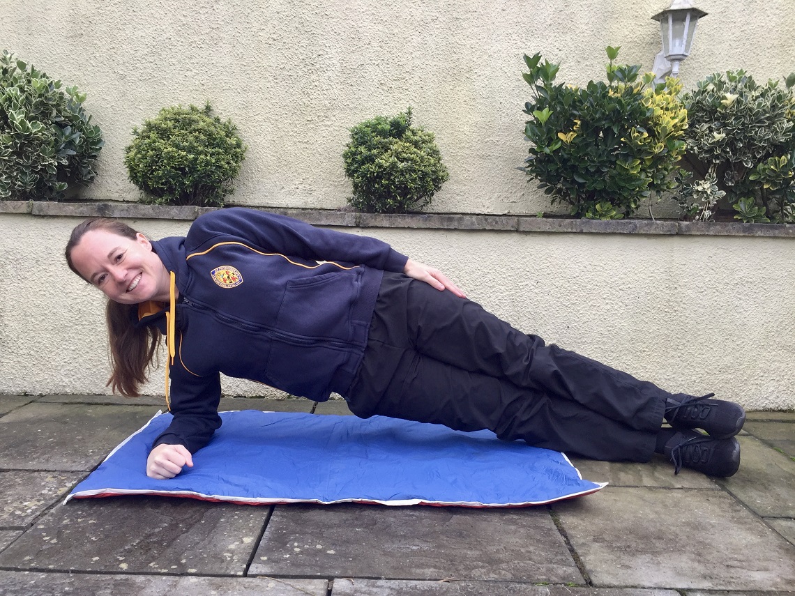 Full-side-plank