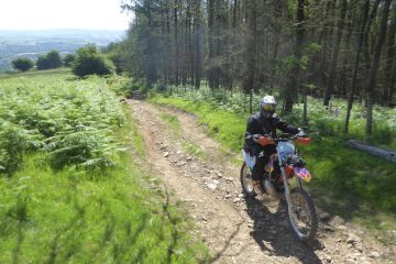 Julian-heads-up-into-the-Welsh-mountains