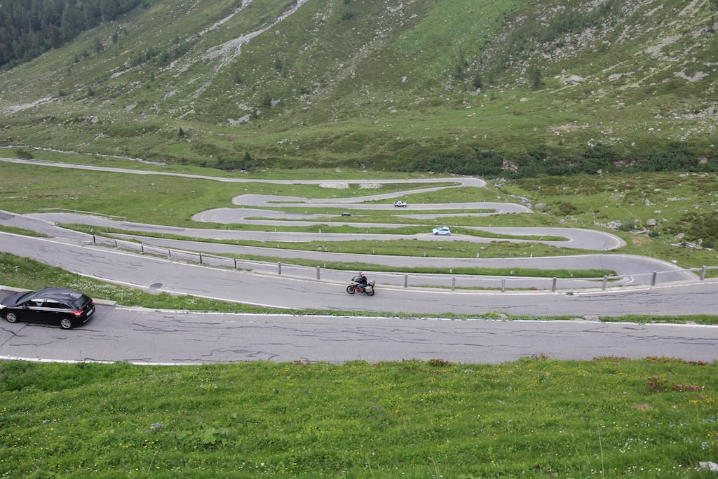 motorcycle routes in the Alps