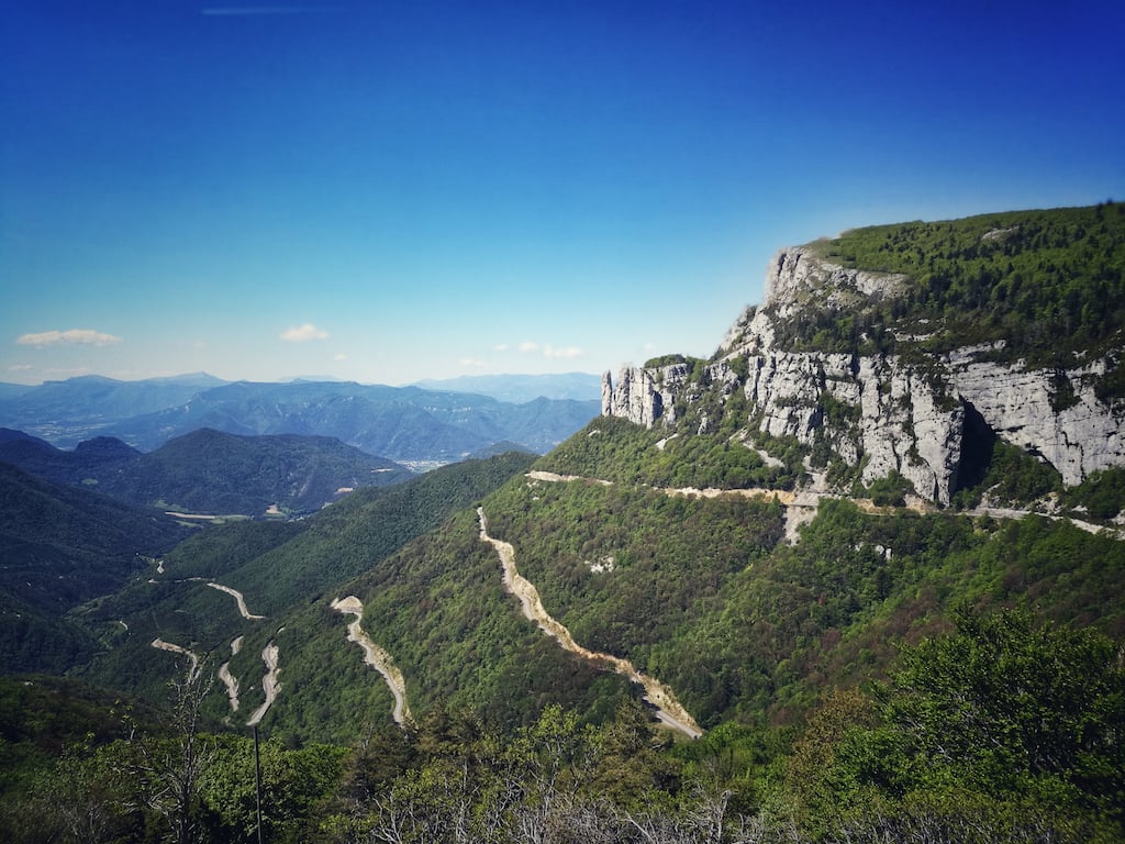 day-long motorcycle routes in the Alps