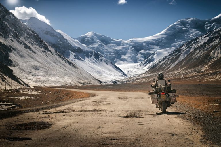 manual-mode-image-lisa-silk-road-mountains