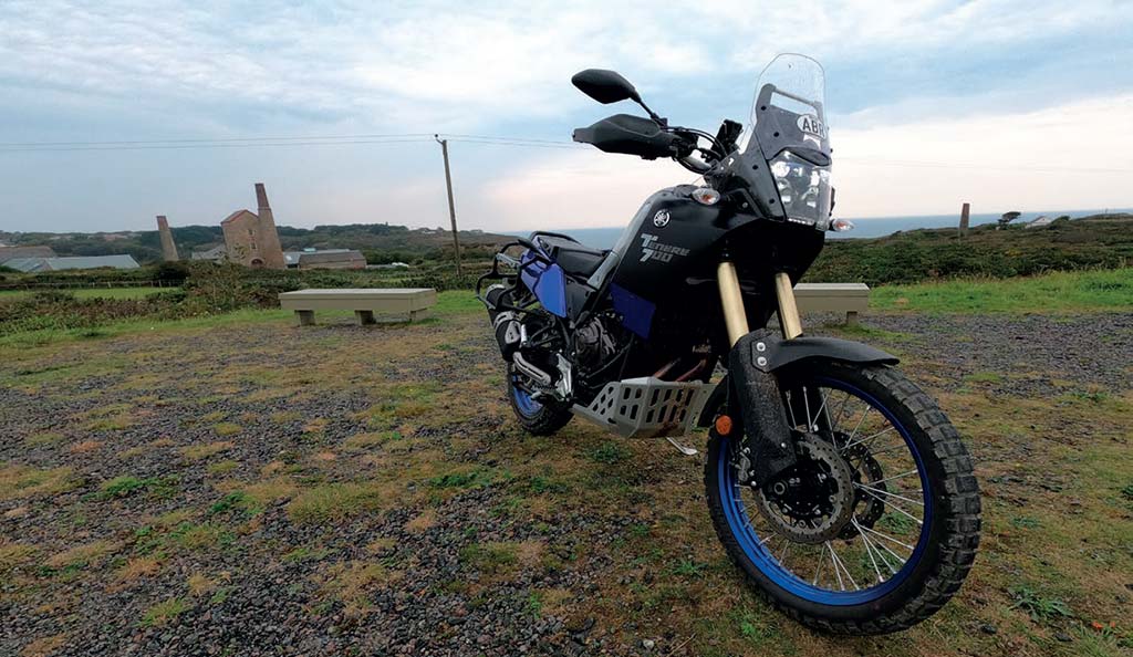 Yamaha T n r 700 Adventure Bike Rider