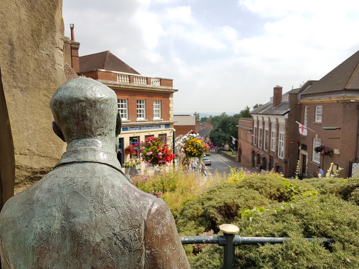 Elgar statue