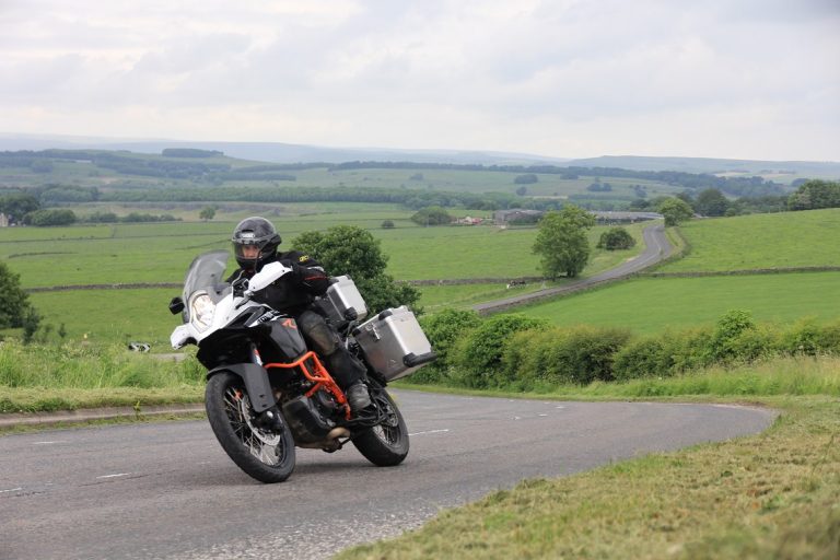 KTM 1190 Feature image