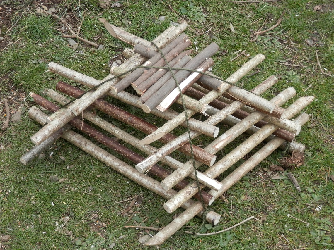 Sticks-build-to-make-a-pyramid