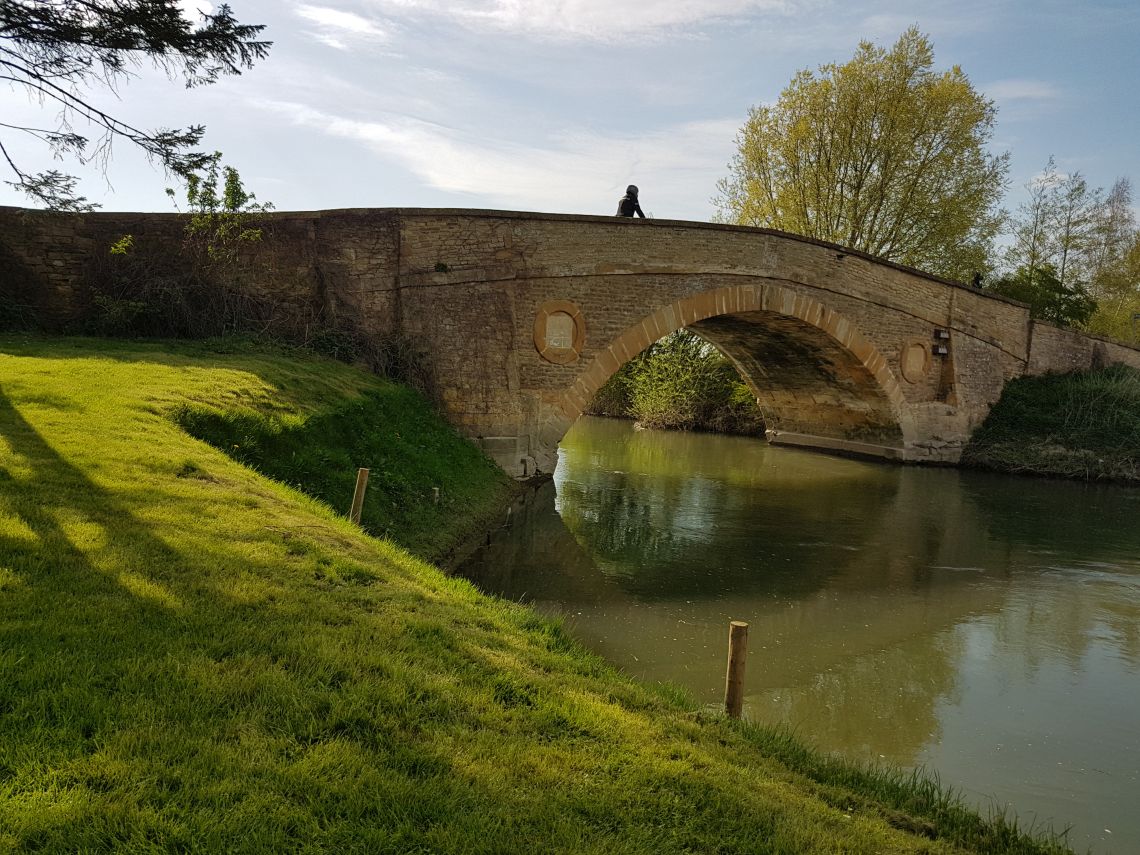Tadpole Bridge