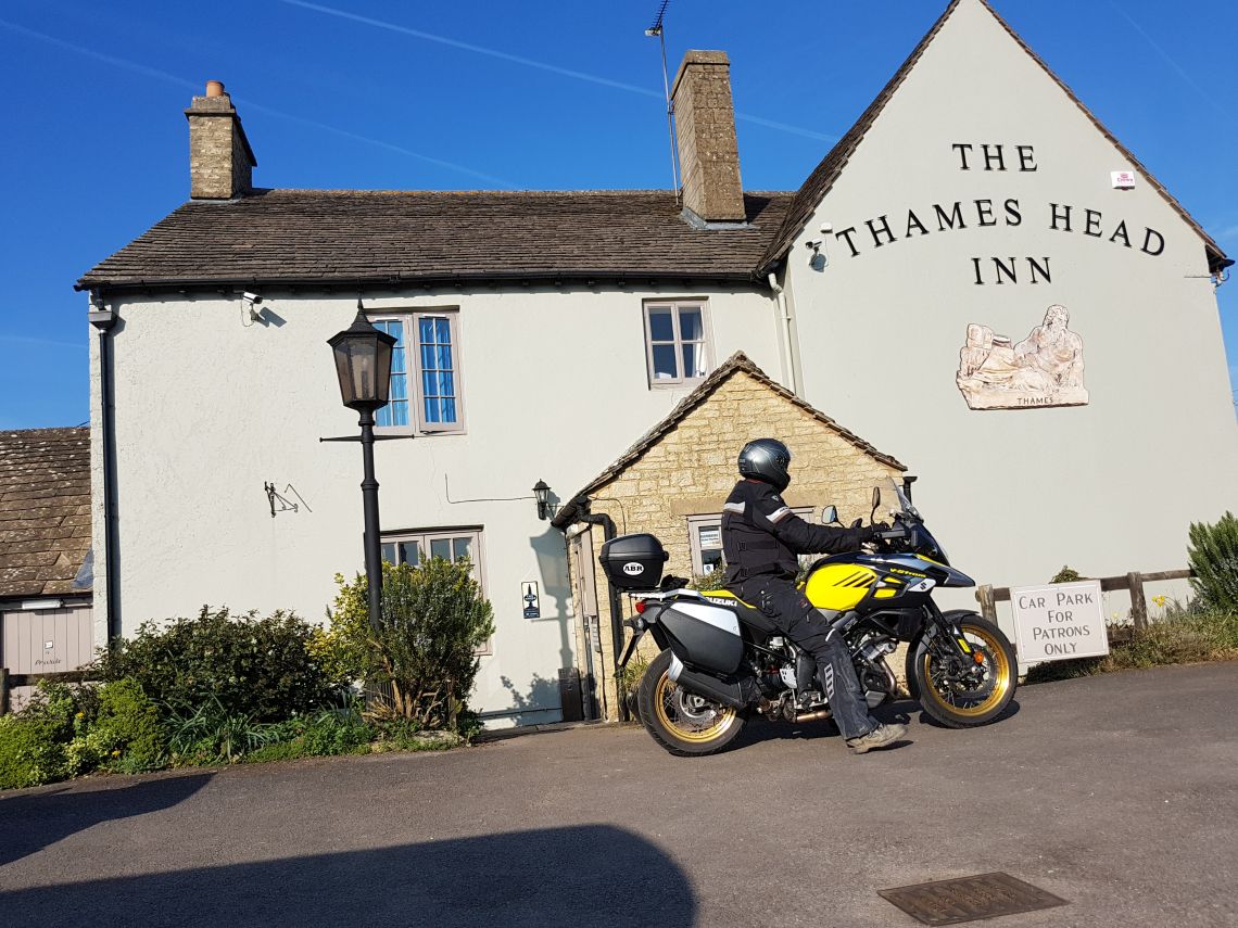 Thames Head Pub