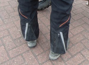 Zips-difficult-to-do-up