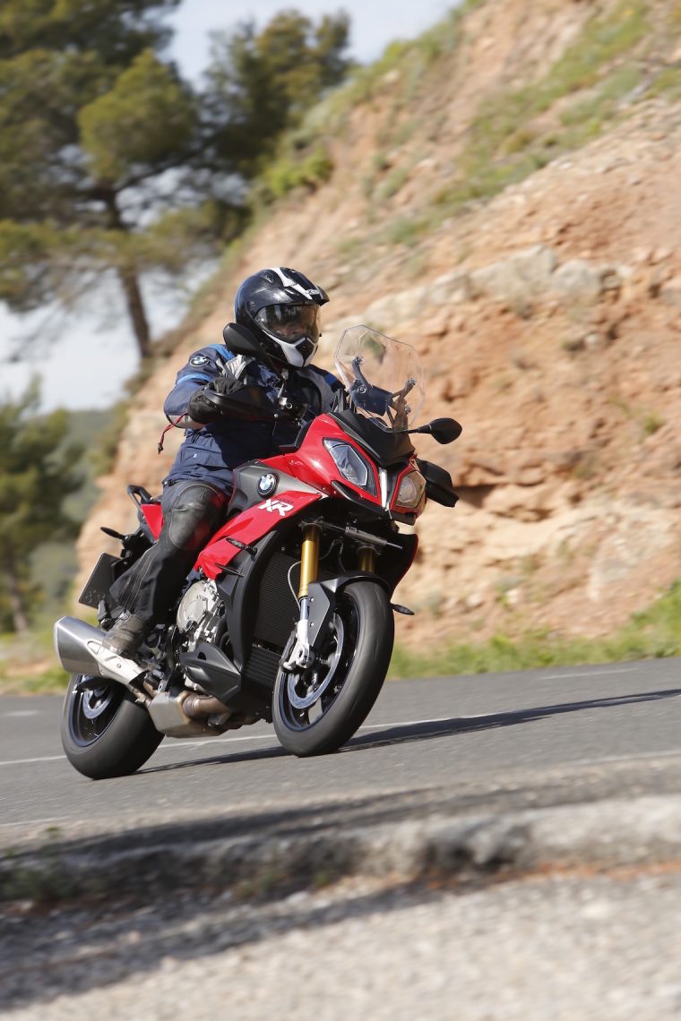 bmw-cornering-issue-29