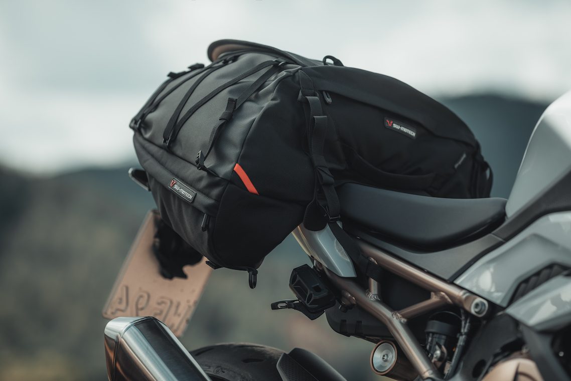 adv soft luggage