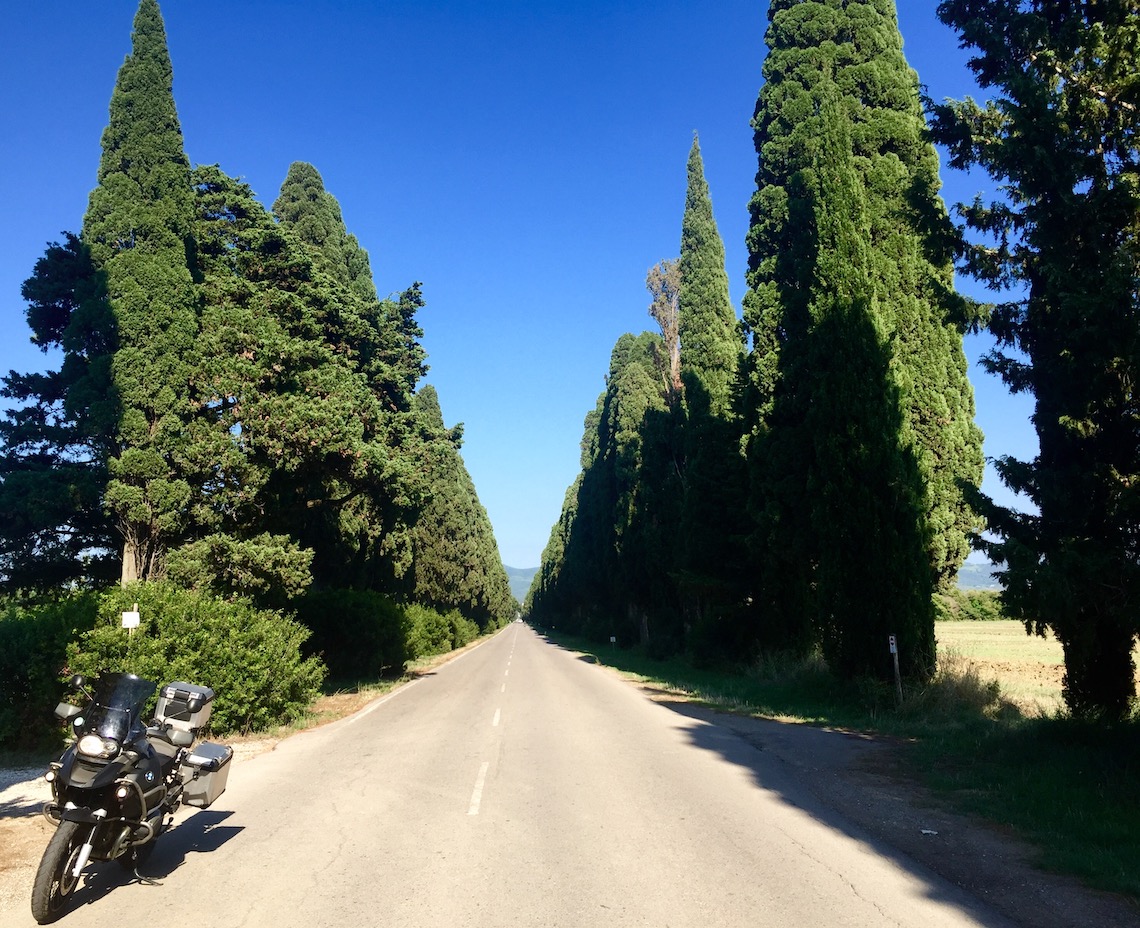 crisp-skies-in-tuscany-issue-31