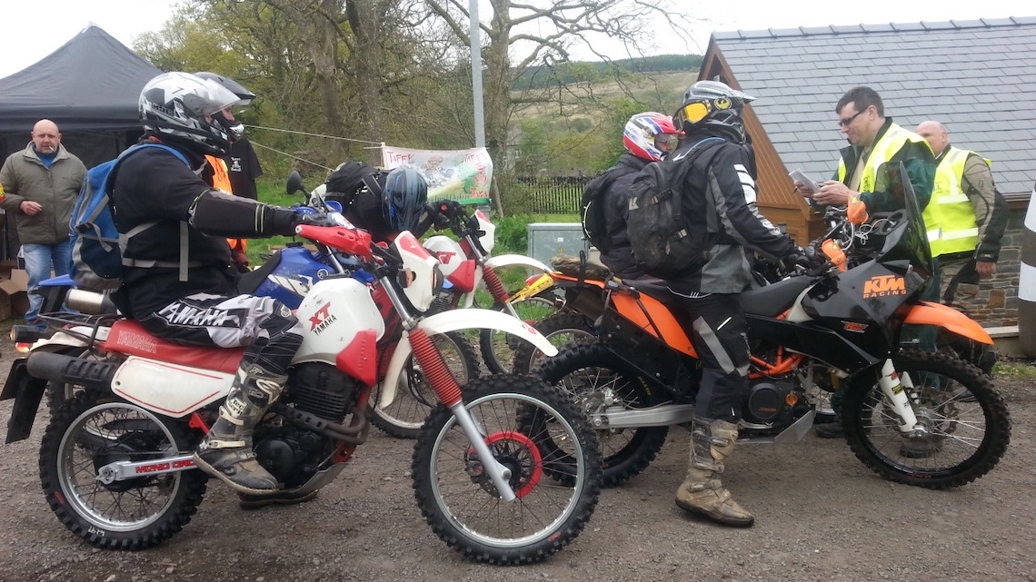 mixture-of-bikes-issue-23