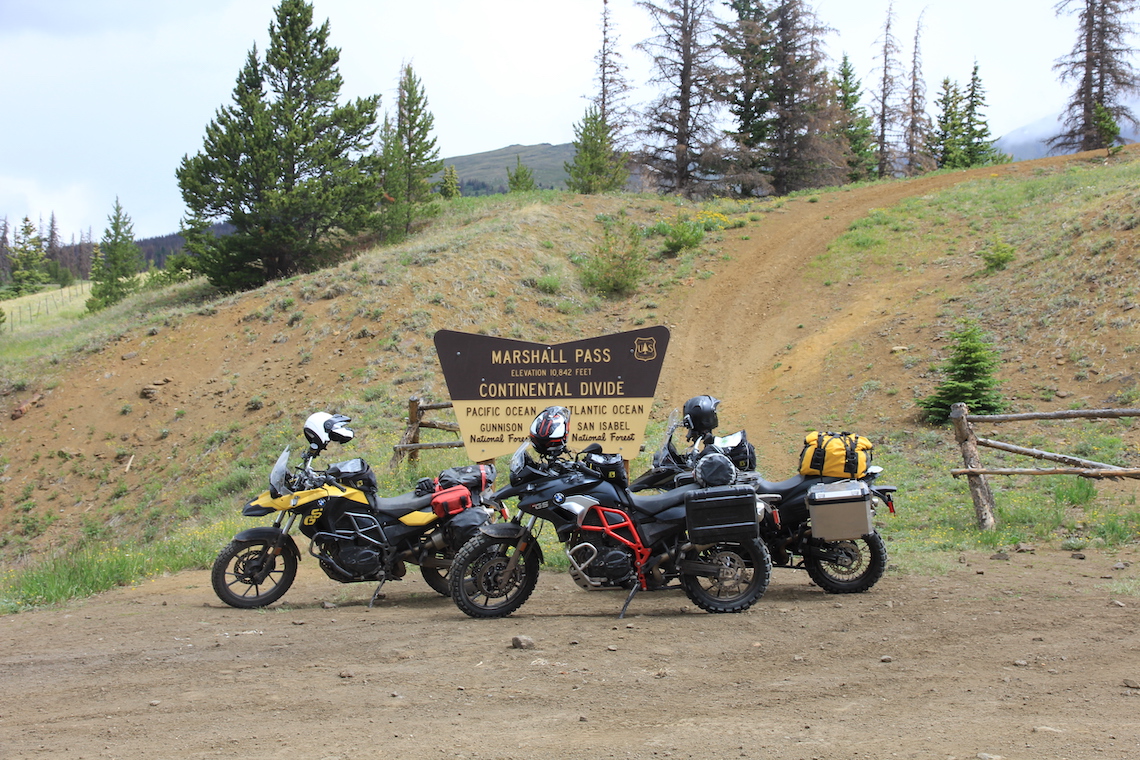 motorbikes-roadsign-colorado-issue-42