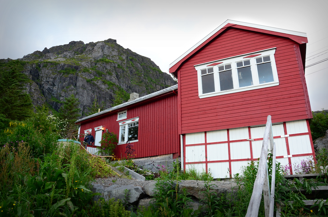 norway-oles-house-issue-42