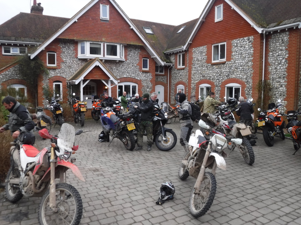 salisbury-motorcycles-parking-up