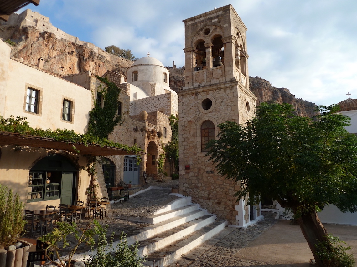 the-peloponnese-issue-39