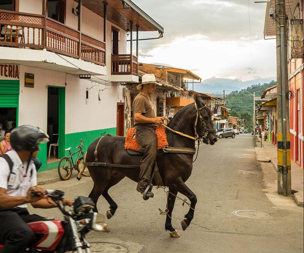 ABR37-colombia-jardin-61