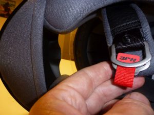 Double D ring fastener and chin cuff