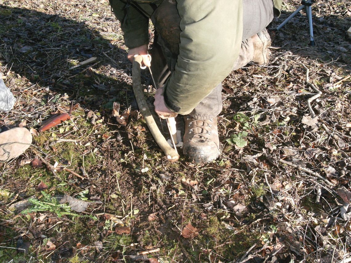 Looping the string around the drill