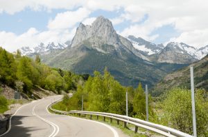 Discover the best motorcycle routes in Northern Spain