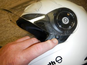 Schuberth-Visor release lever