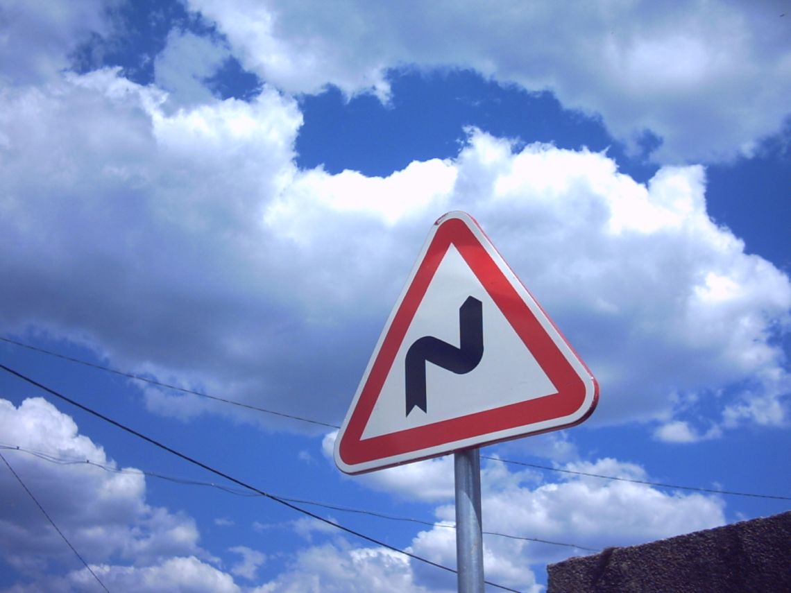 bendy road